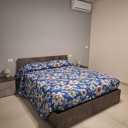 Desy Apartment Syracuse Exterior foto